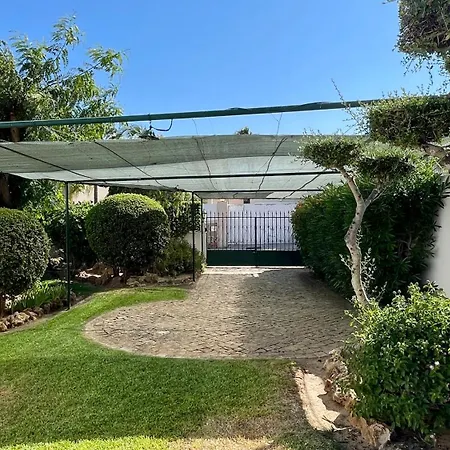 Poco - Private Pool - 16 Guests - Albufeira