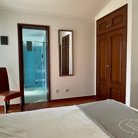 Poco By Check-in Portugal * アルブフェイラ